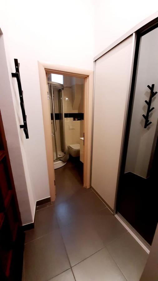 אופטיה Apartment Milani With Private Garage מראה חיצוני תמונה