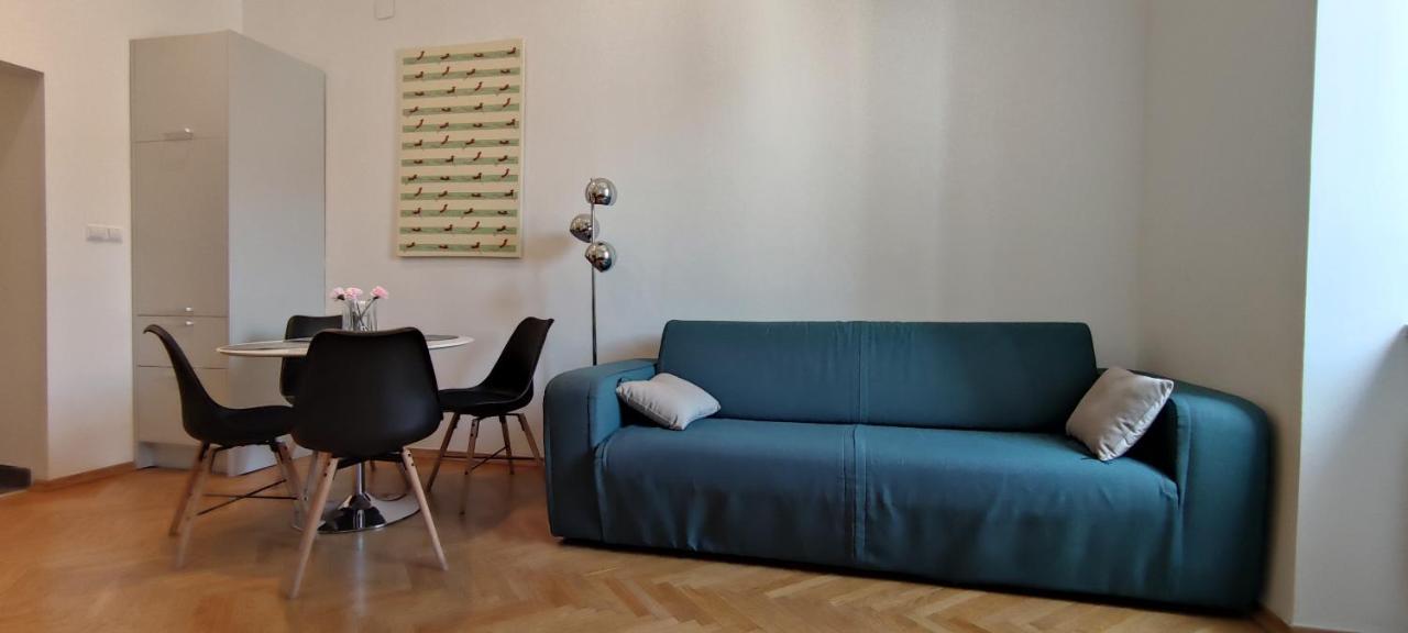 אופטיה Apartment Milani With Private Garage מראה חיצוני תמונה
