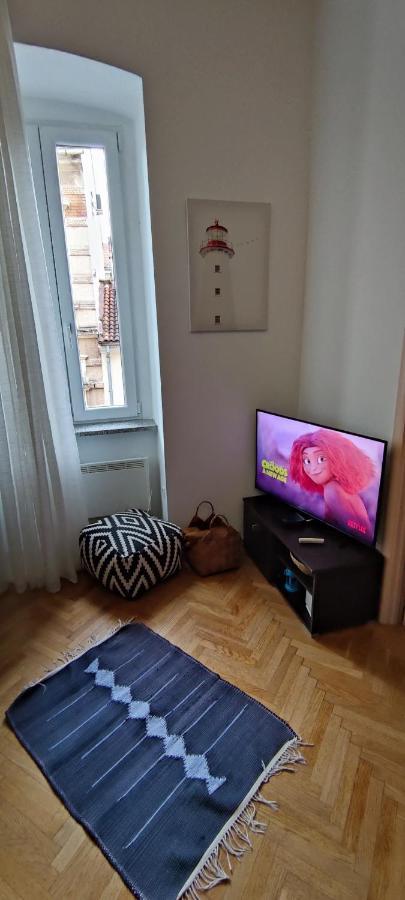 אופטיה Apartment Milani With Private Garage מראה חיצוני תמונה